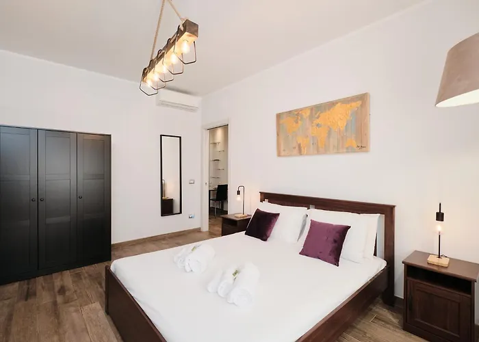 דירה A Few Minutes From The Colosseum - Free Wi-fi & Netflix