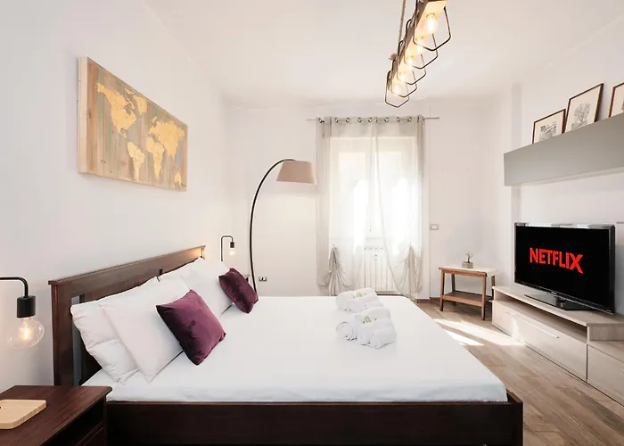 A Few Minutes From The Colosseum - Free Wi-fi & Netflix