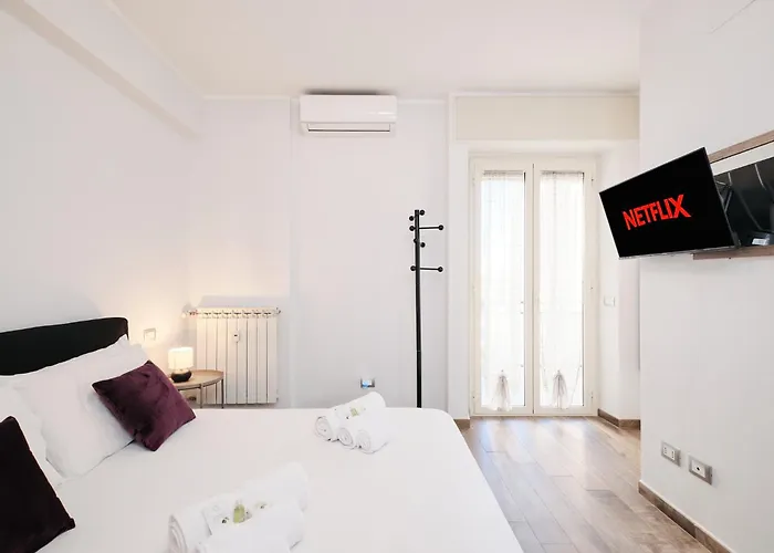 A Few Minutes From The Colosseum - Free Wi-fi & Netflix